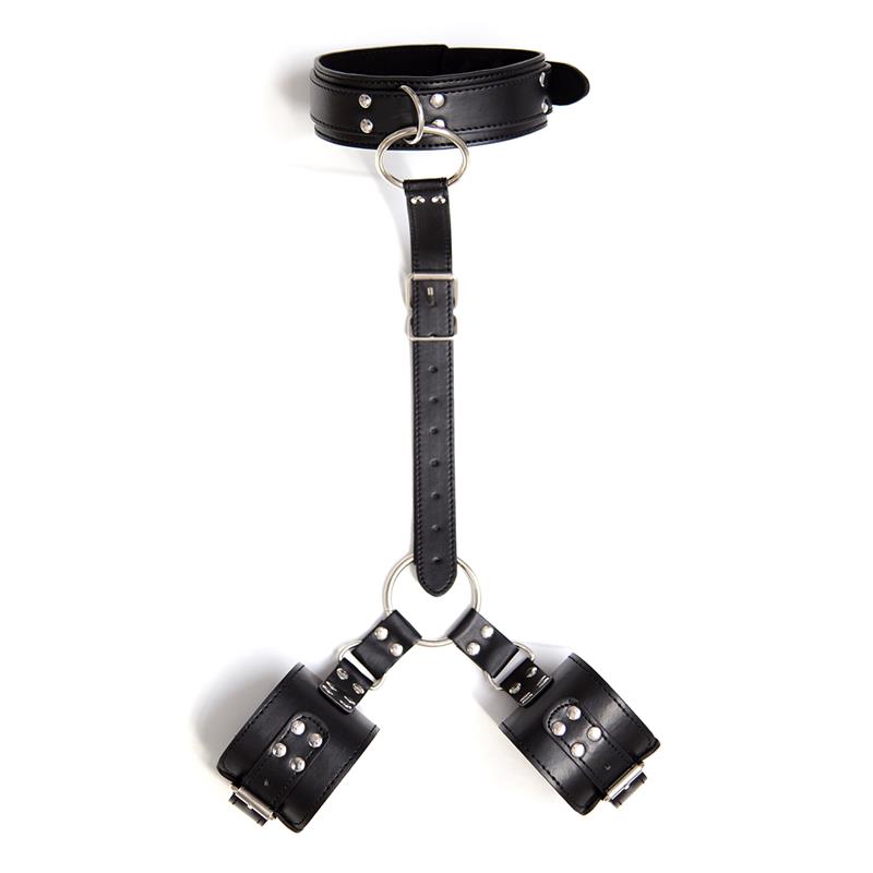 collar-with-restraints-adjustable-black