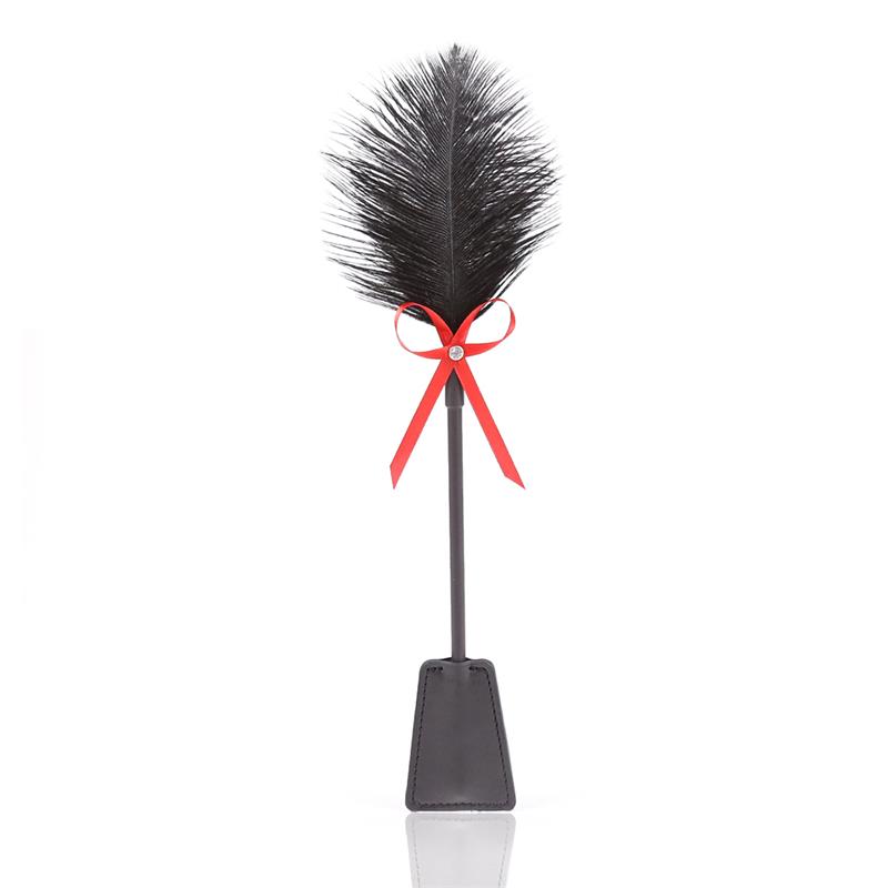 feather-tickler-and-paddle-36-cm-redblack