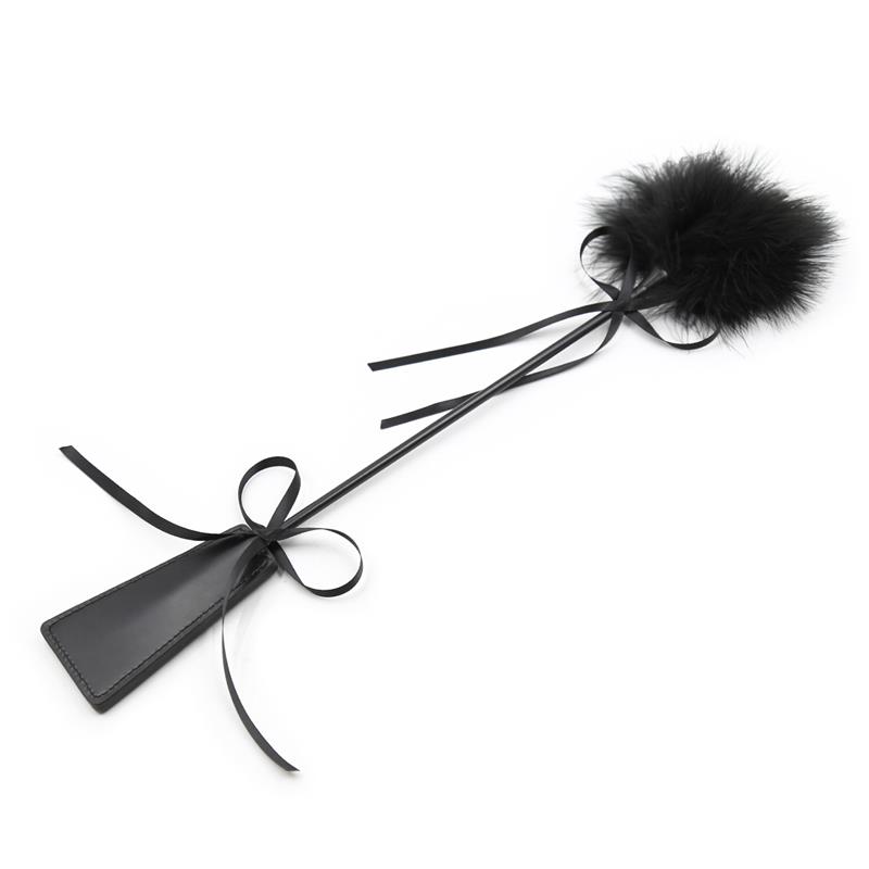 feather-tickler-and-paddle-49-cm-black